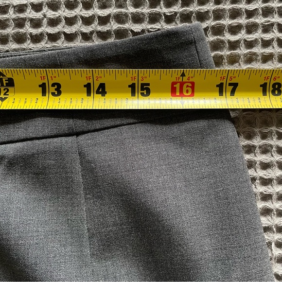 Theory Joanie Sevona Stretch Wool Pencil Skirt In Size 12 - Picture 5 of 13